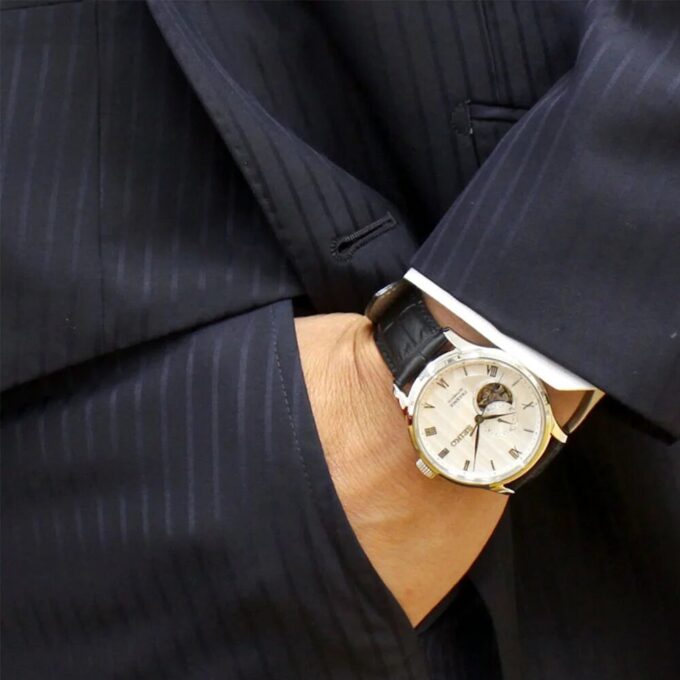 Ρολόι Presage Series Japan Λευκό καντράν Ζώνη Business 4R Κίνηση Αυτόματο / Μηχανικό Ρολόι
